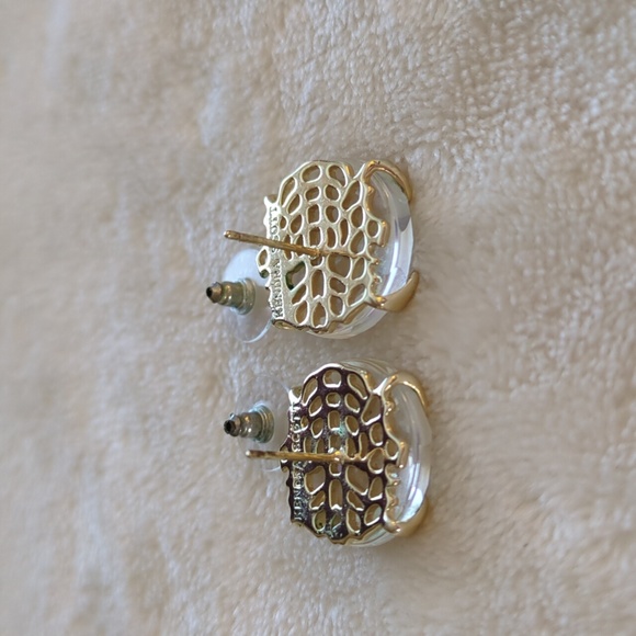 Kendra Scott Hillary Gold Studs in Iridescent Clear Statement Vintage HTF - Picture 10 of 17